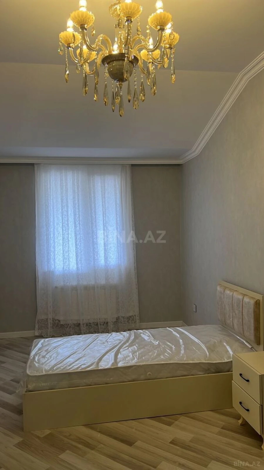 Kirayə verilir 3 otaqlı mənzil 110 m²