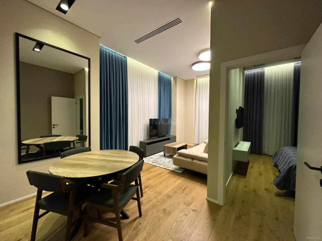 Kirayə verilir 2 otaqlı mənzil 85 m²