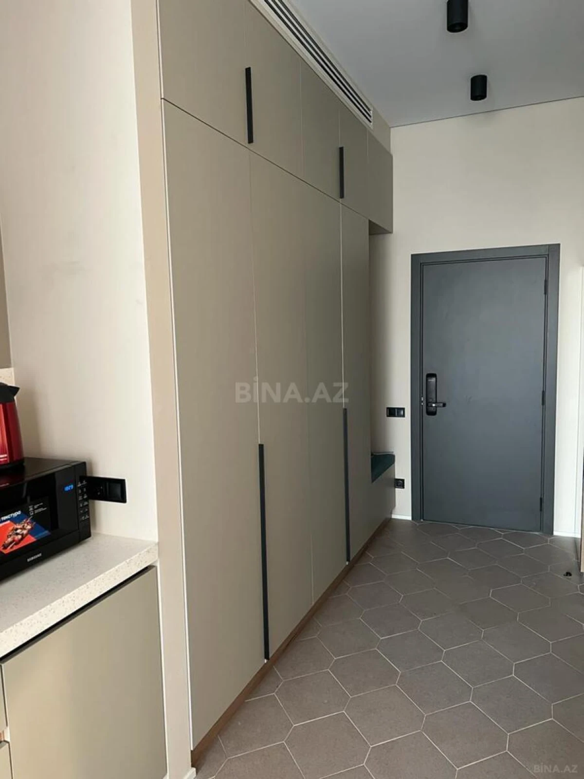 Kirayə verilir 1 otaqlı mənzil 55 m²