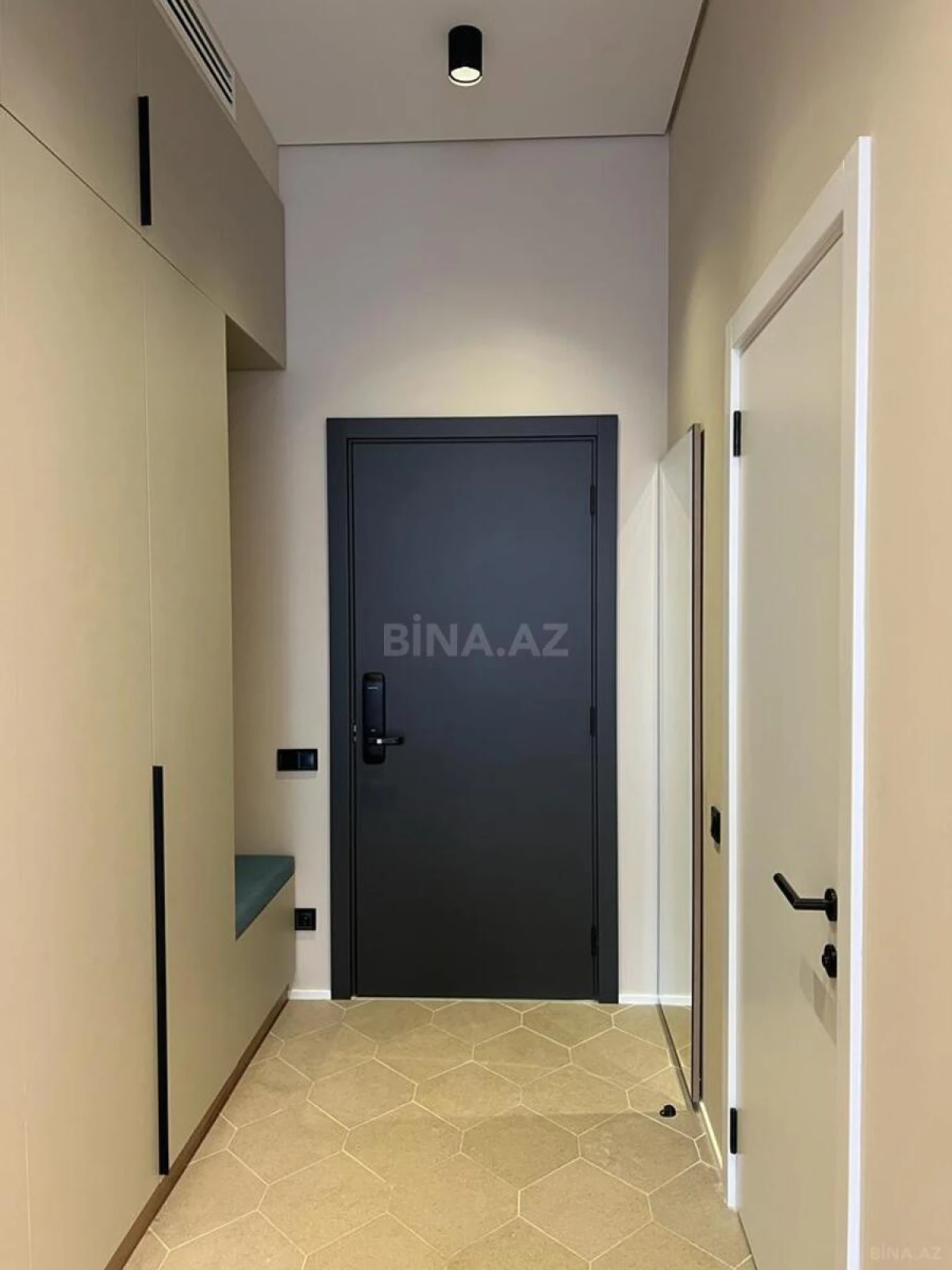 Kirayə verilir 1 otaqlı mənzil 55 m²