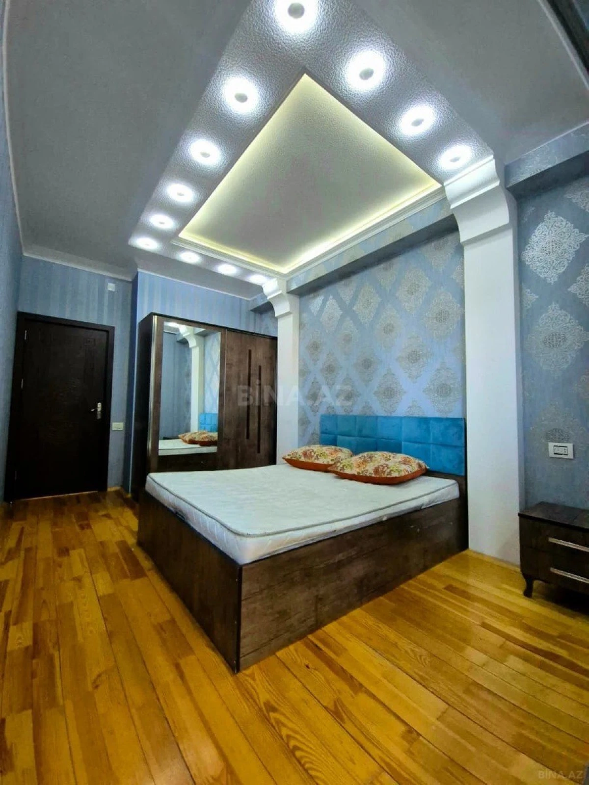 Satılır 2 otaqlı mənzil 54 m²