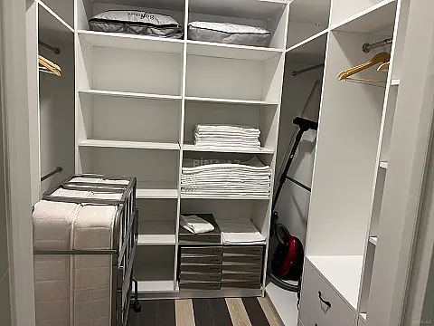 Kirayə verilir 2 otaqlı mənzil 80 m²