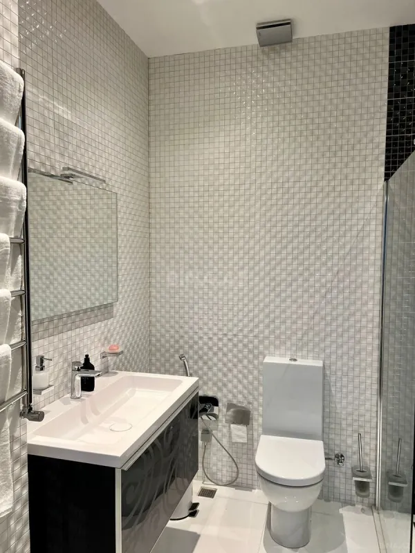 Kirayə verilir 2 otaqlı mənzil 80 m²