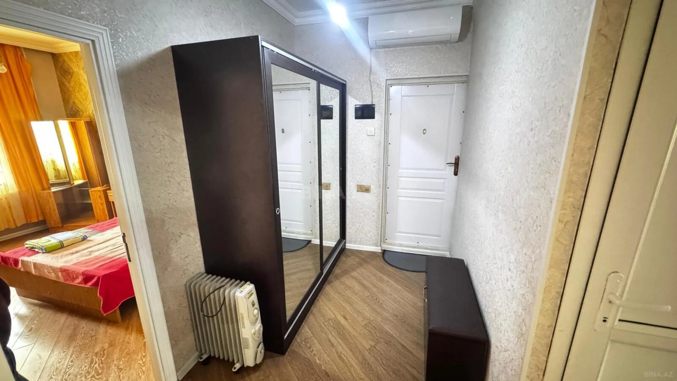 Kirayə verilir 2 otaqlı mənzil 70 m²