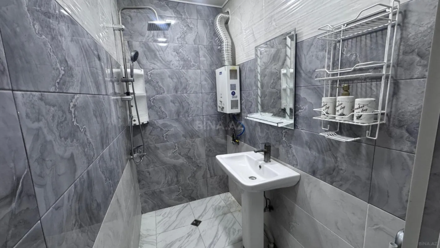 Kirayə verilir 2 otaqlı mənzil 70 m²
