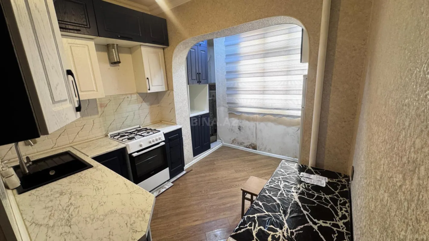 Kirayə verilir 2 otaqlı mənzil 70 m²