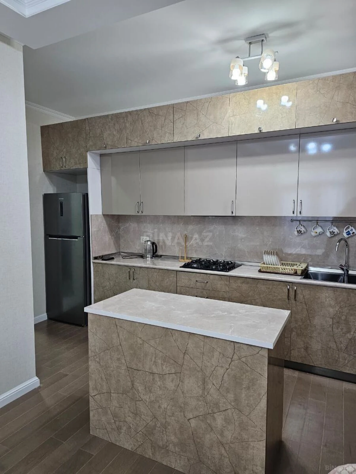 Kirayə verilir 3 otaqlı mənzil 90 m²