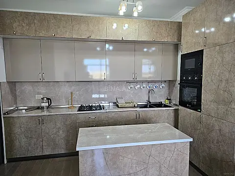 Kirayə verilir 3 otaqlı mənzil 90 m²