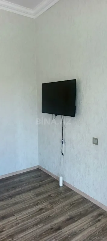 Kirayə verilir 2 otaqlı mənzil 67 m²