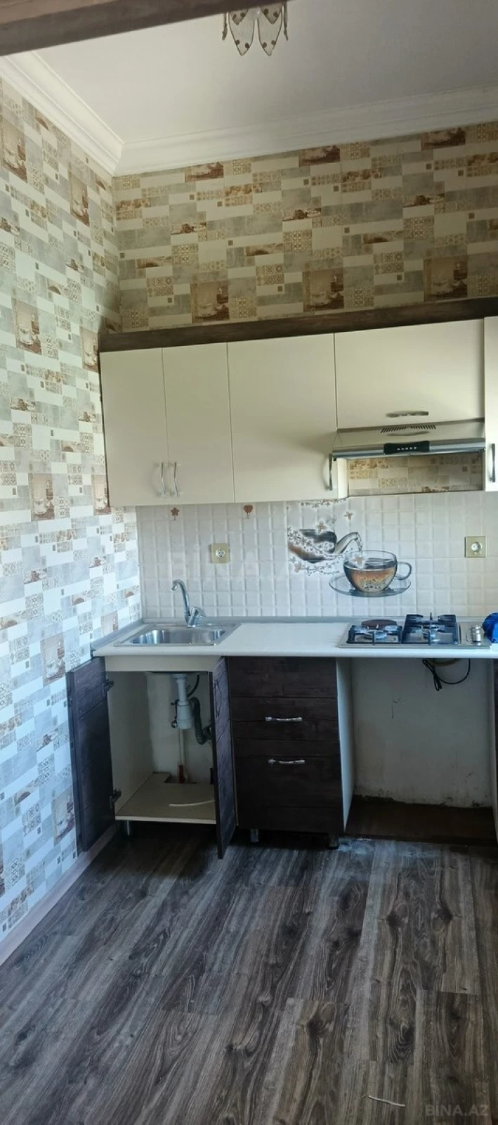 Kirayə verilir 2 otaqlı mənzil 67 m²