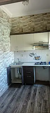 Kirayə verilir 2 otaqlı mənzil 67 m²