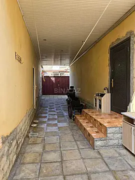 Satılır 5 otaqlı həyət evi 200 m²