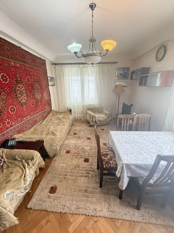 Satılır 2 otaqlı mənzil 42 m²