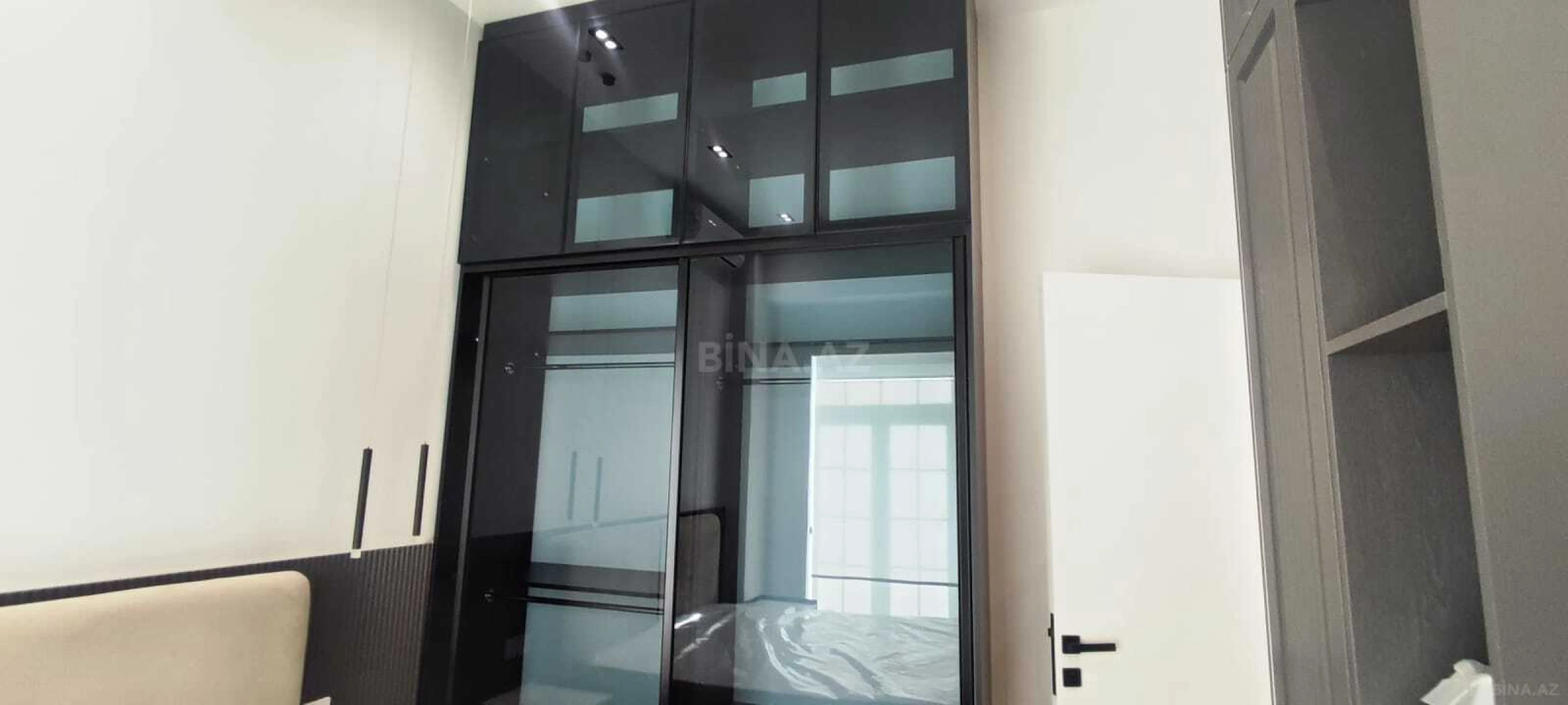 Kirayə verilir 2 otaqlı mənzil 70 m²