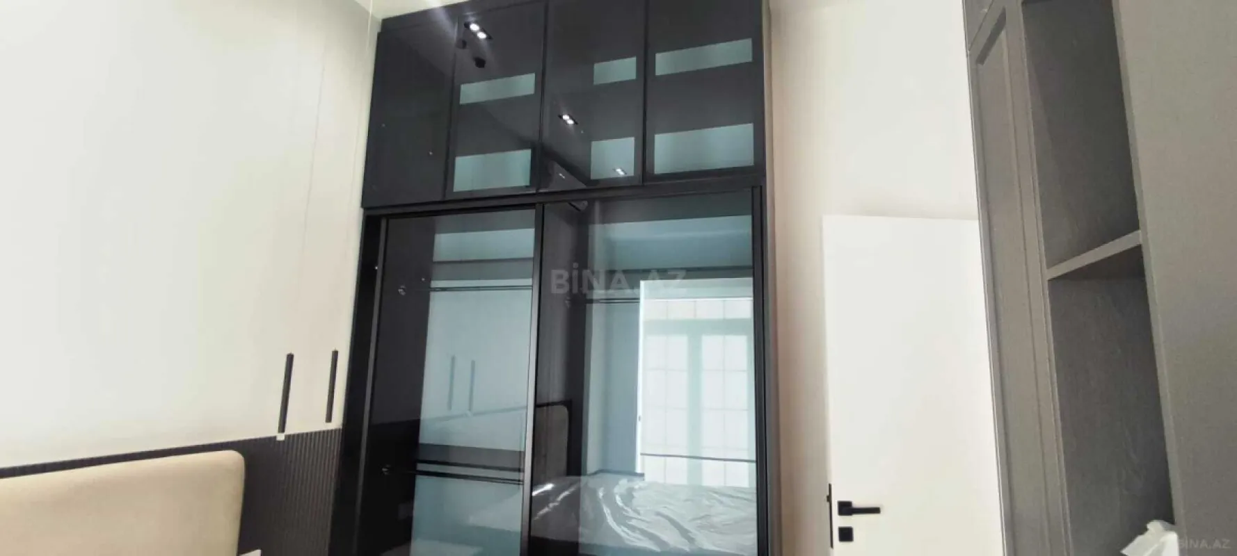 Kirayə verilir 2 otaqlı mənzil 70 m²