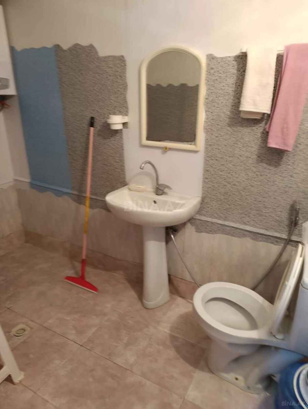 Satılır 3 otaqlı mənzil 30 m²