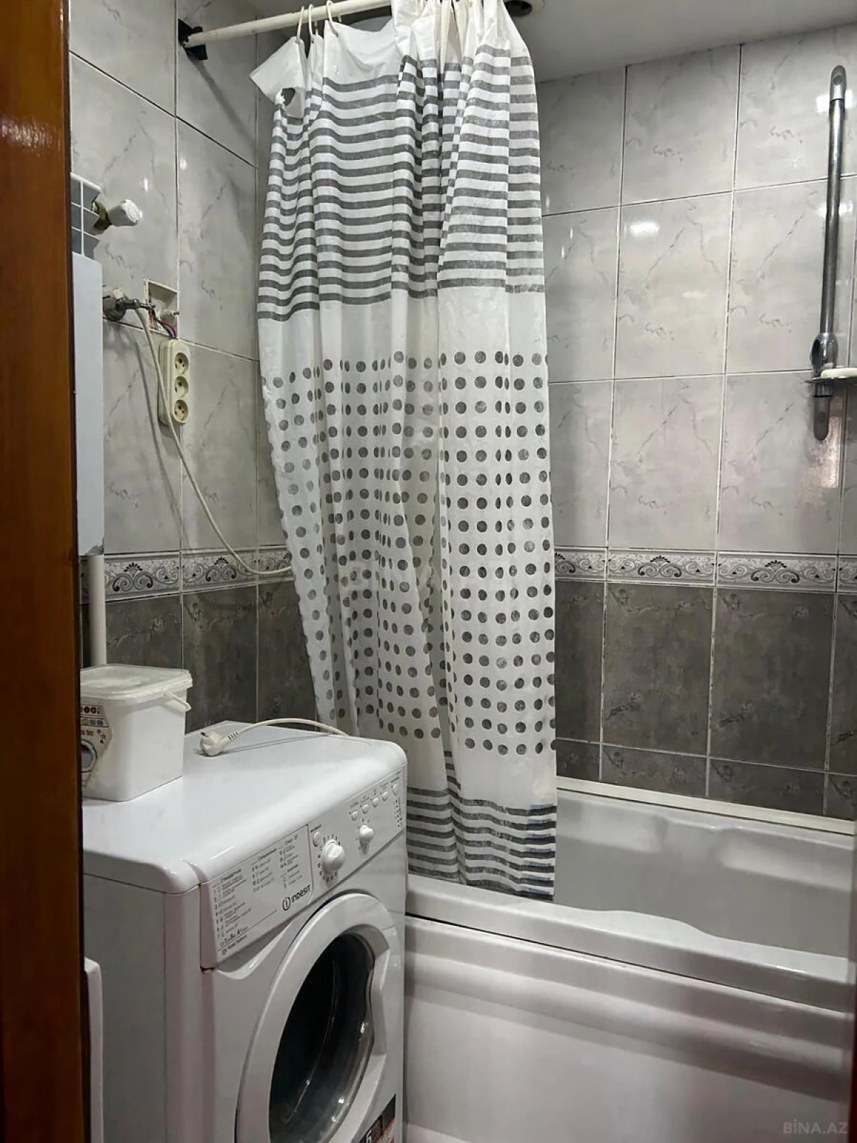 Kirayə verilir 2 otaqlı mənzil 60 m²