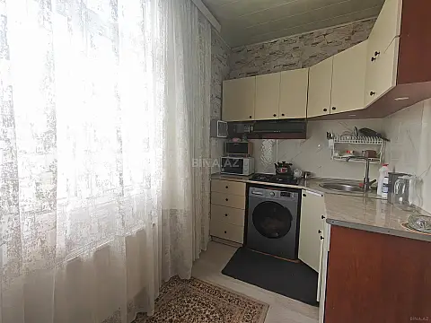 Satılır 3 otaqlı mənzil 60 m²