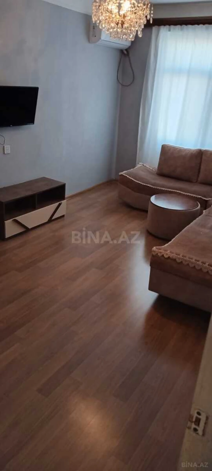 Kirayə verilir 2 otaqlı mənzil 55 m²