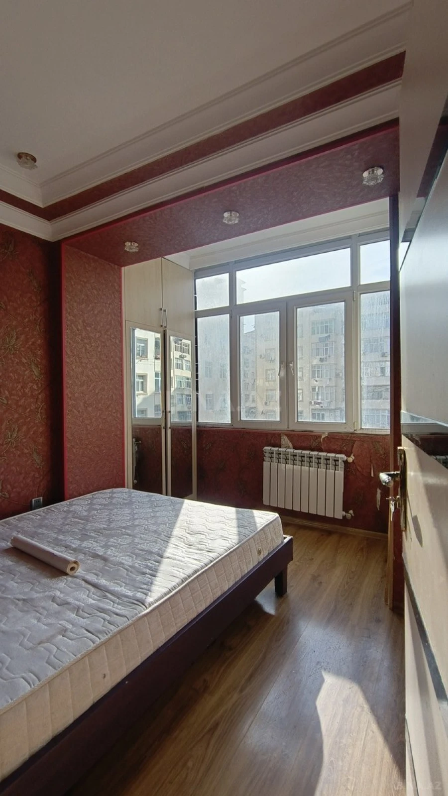 Kirayə verilir 2 otaqlı mənzil 42 m²