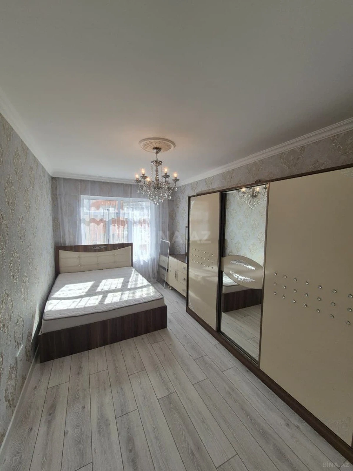Satılır 3 otaqlı mənzil 70 m²