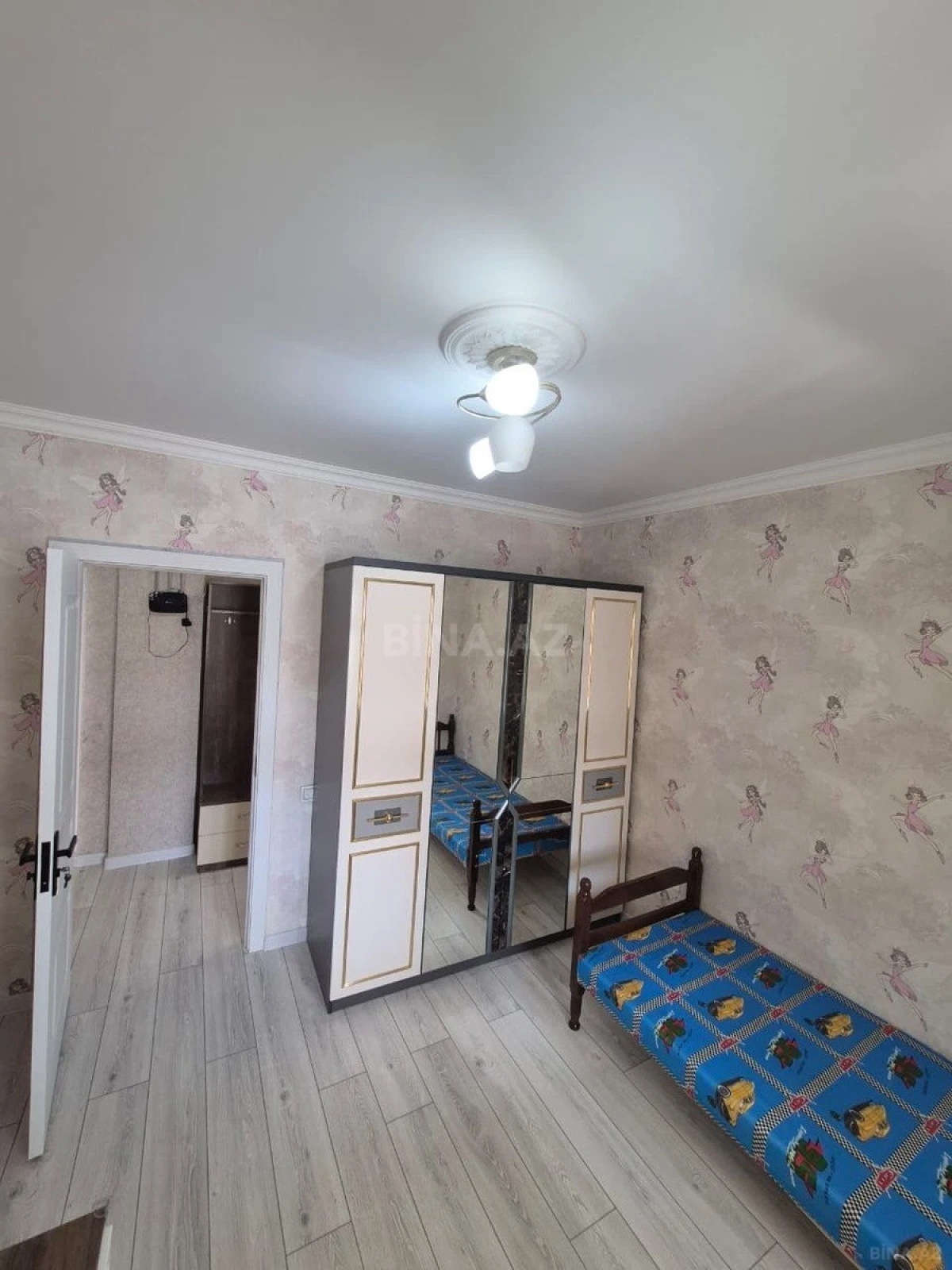 Satılır 3 otaqlı mənzil 70 m²