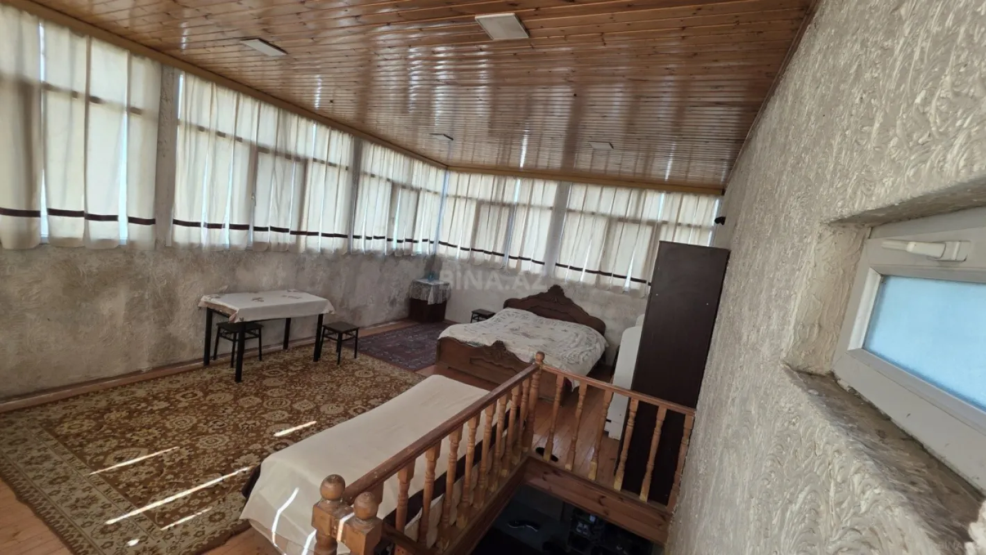 Satılır 2 otaqlı həyət evi 70 m²