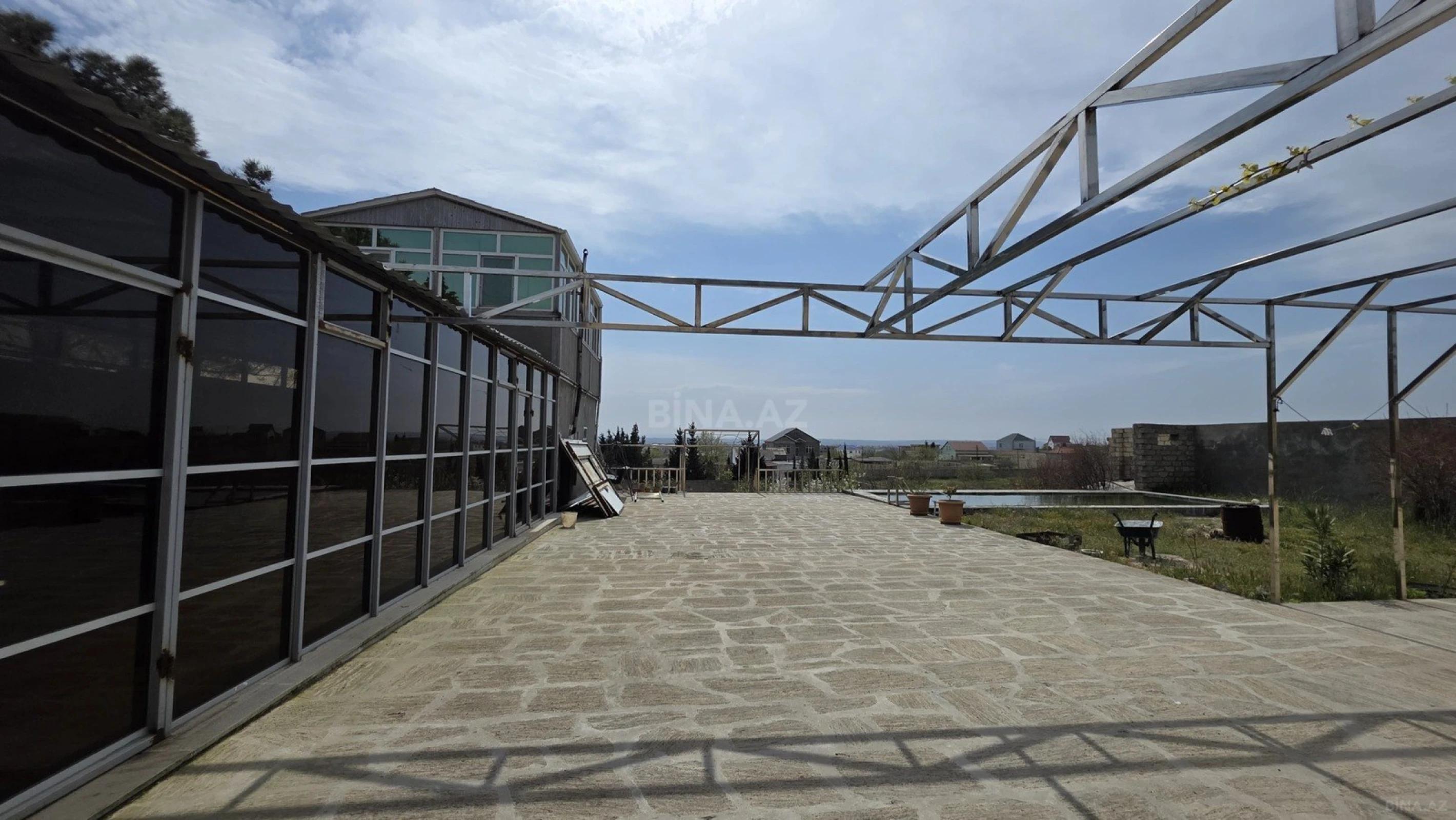 Satılır 2 otaqlı həyət evi 70 m²