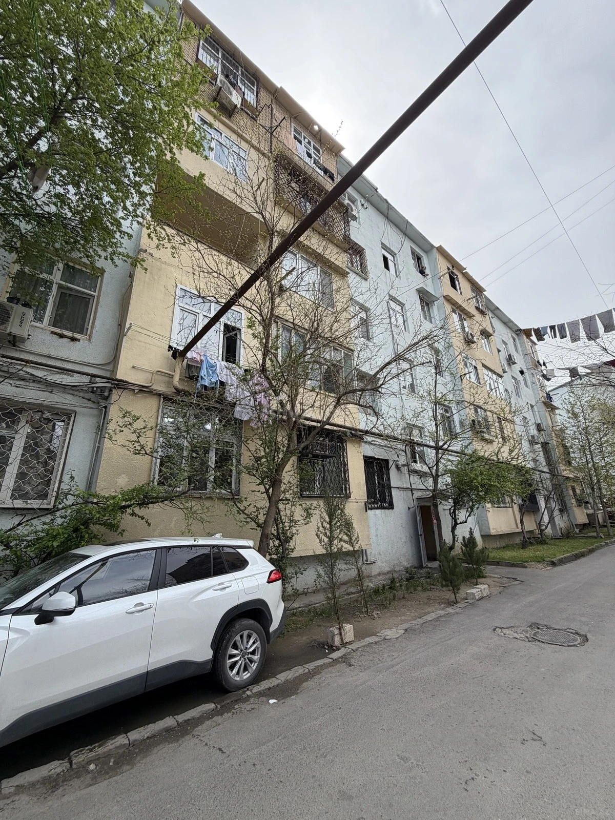 Satılır 3 otaqlı mənzil 58 m²