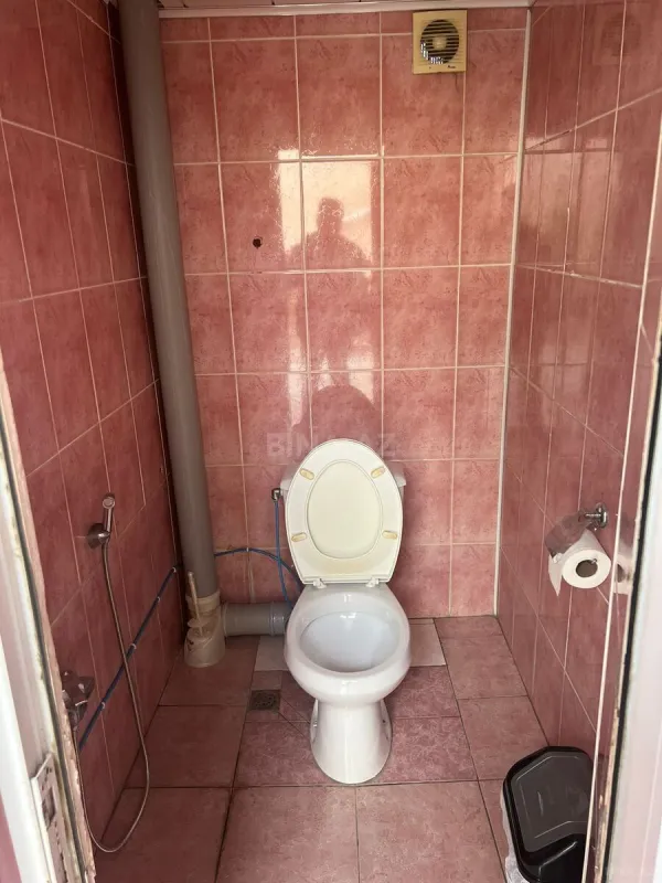 Satılır 5 otaqlı həyət evi 214 m²