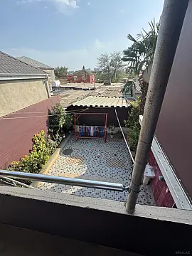 Satılır 5 otaqlı həyət evi 214 m²