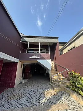 Satılır 5 otaqlı həyət evi 214 m²