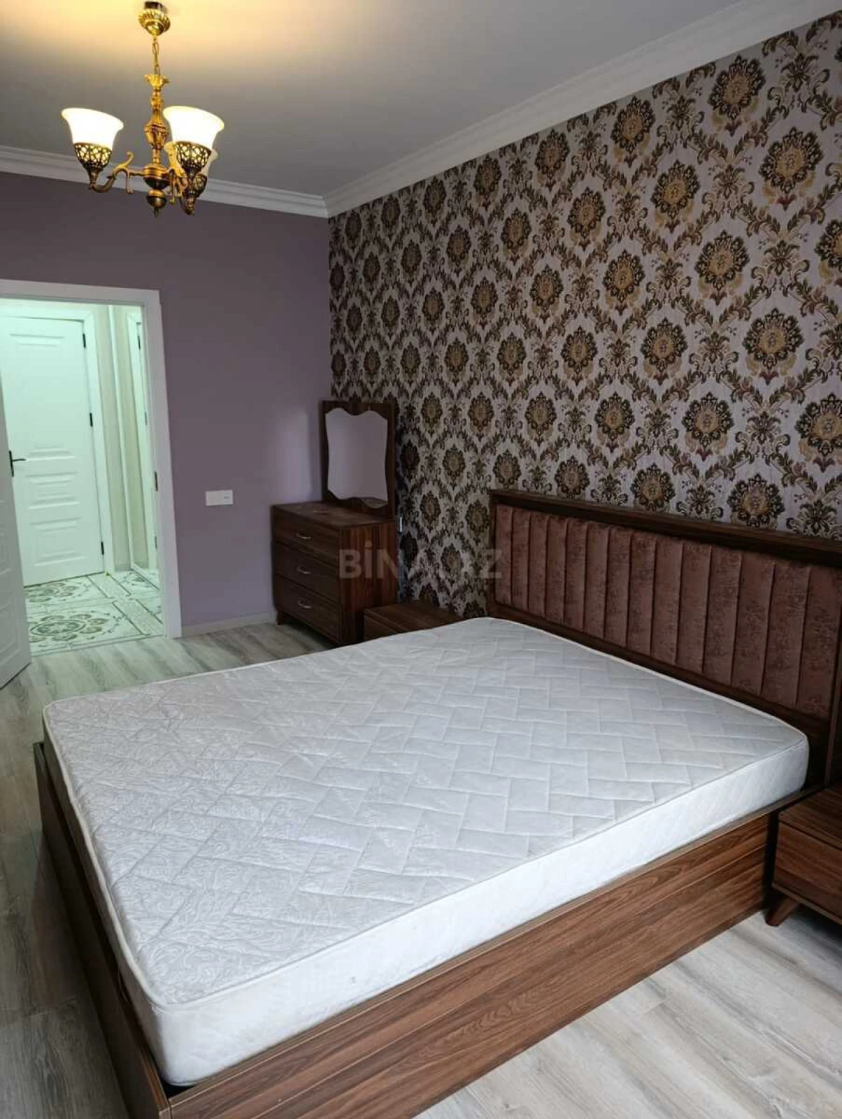 Kirayə verilir 2 otaqlı mənzil 65 m²