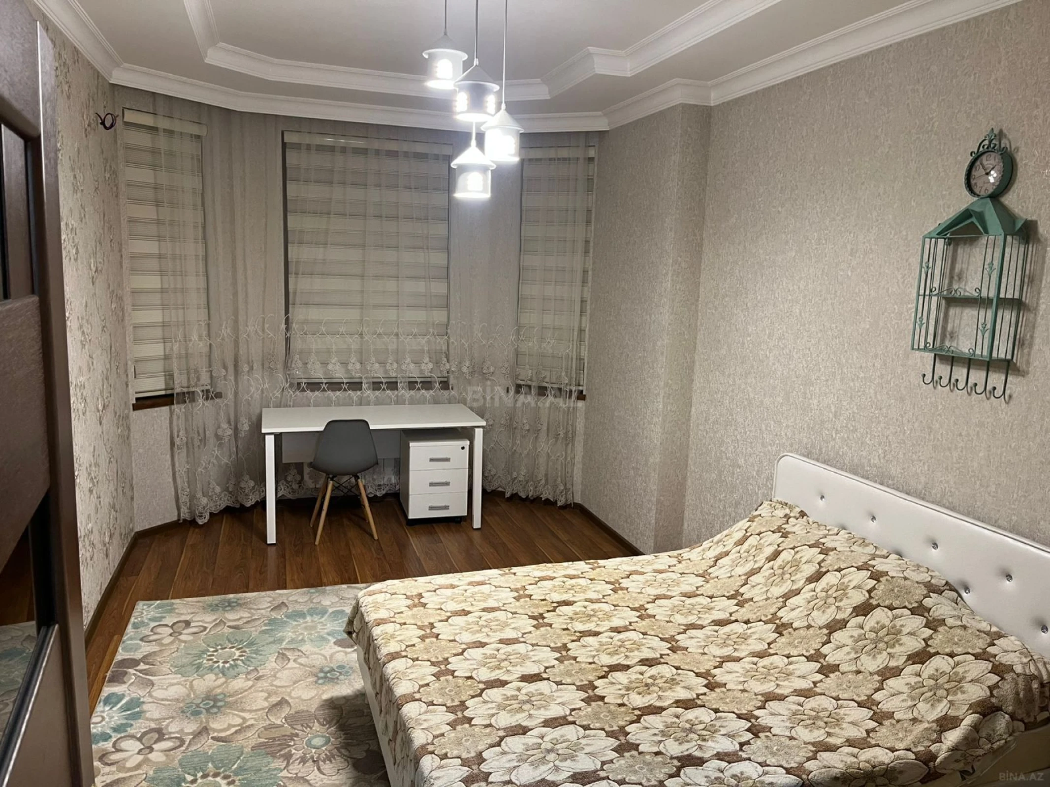 Satılır 3 otaqlı mənzil 120 m²