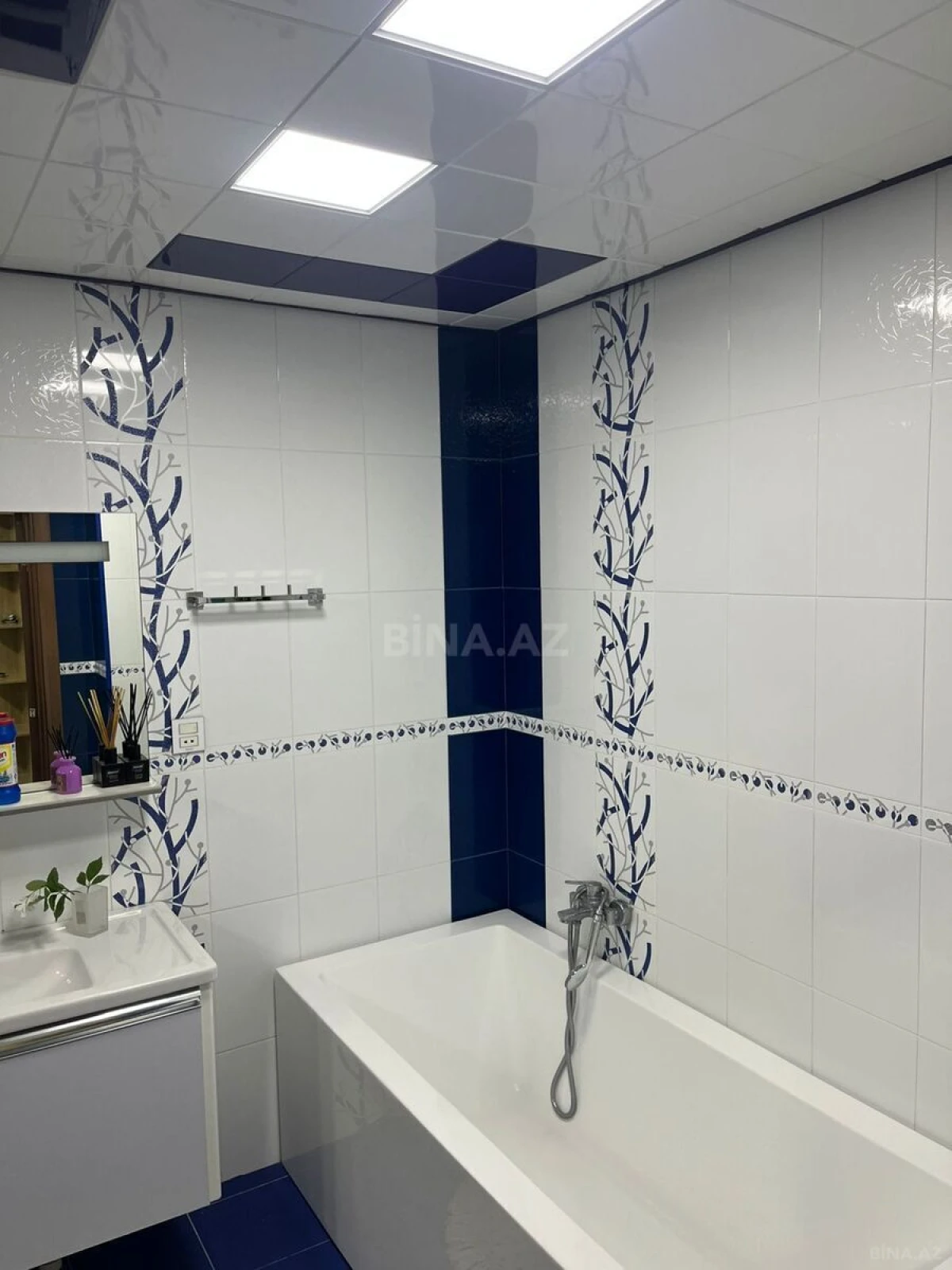 Satılır 3 otaqlı mənzil 120 m²
