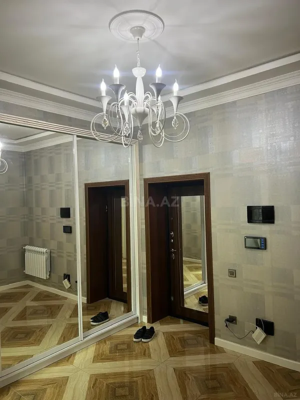 Kirayə verilir 2 otaqlı mənzil 90 m²