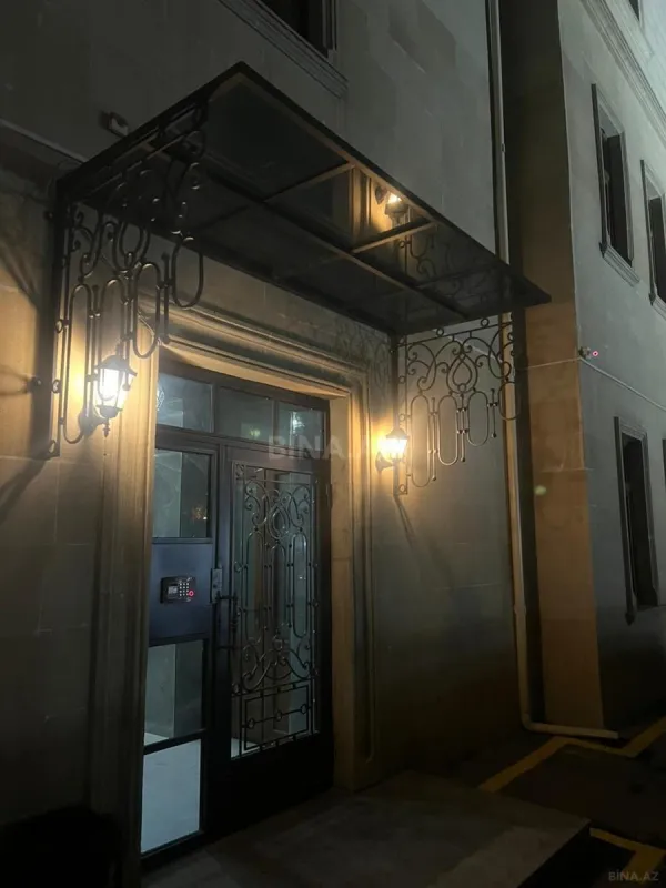 Kirayə verilir 2 otaqlı mənzil 90 m²