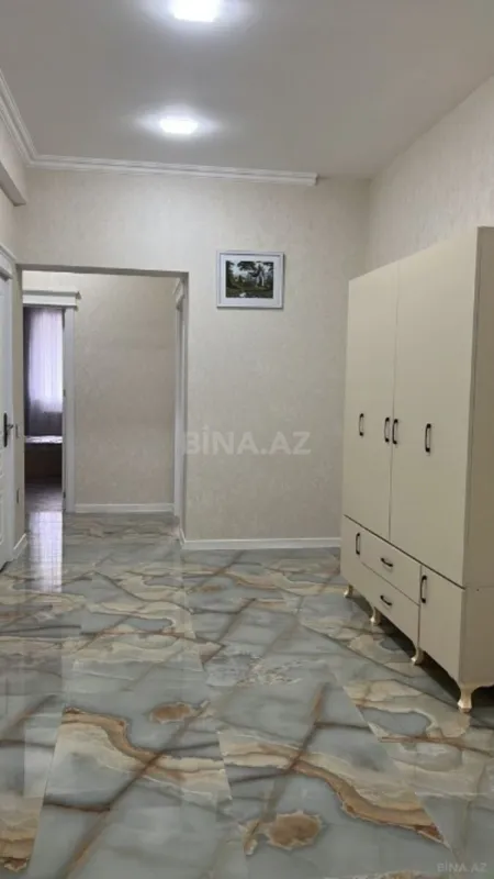 Kirayə verilir 3 otaqlı mənzil 110 m²