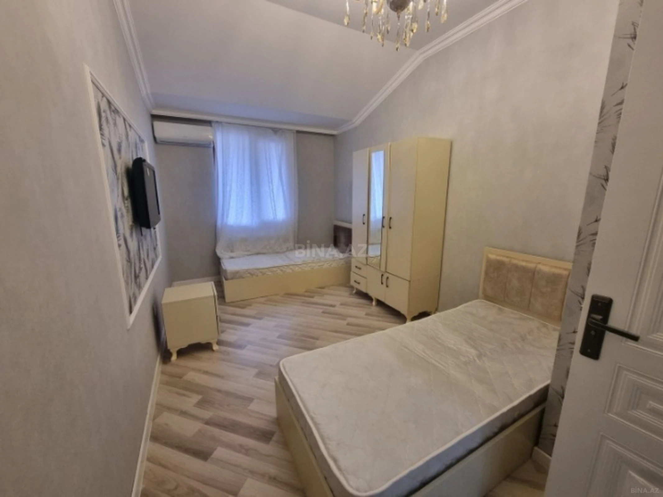 Kirayə verilir 3 otaqlı mənzil 110 m²