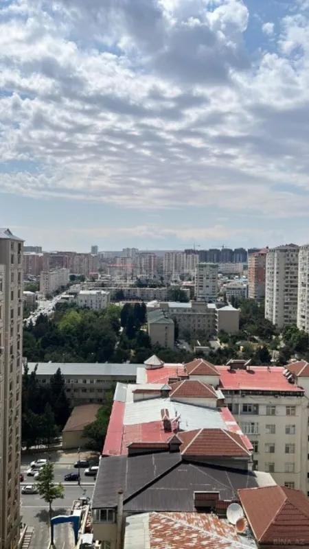 Kirayə verilir 3 otaqlı mənzil 110 m²