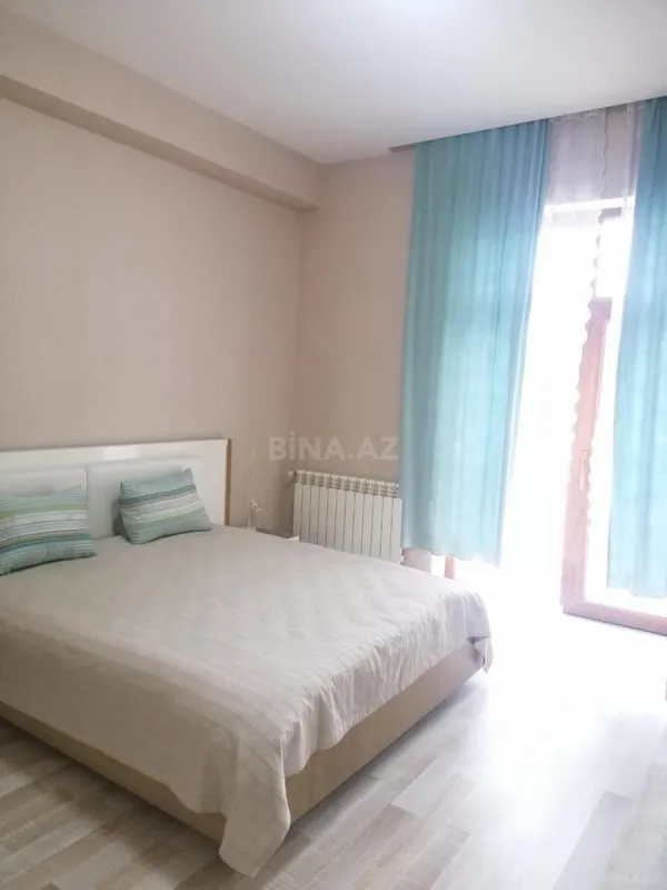 Kirayə verilir 3 otaqlı mənzil 100 m²