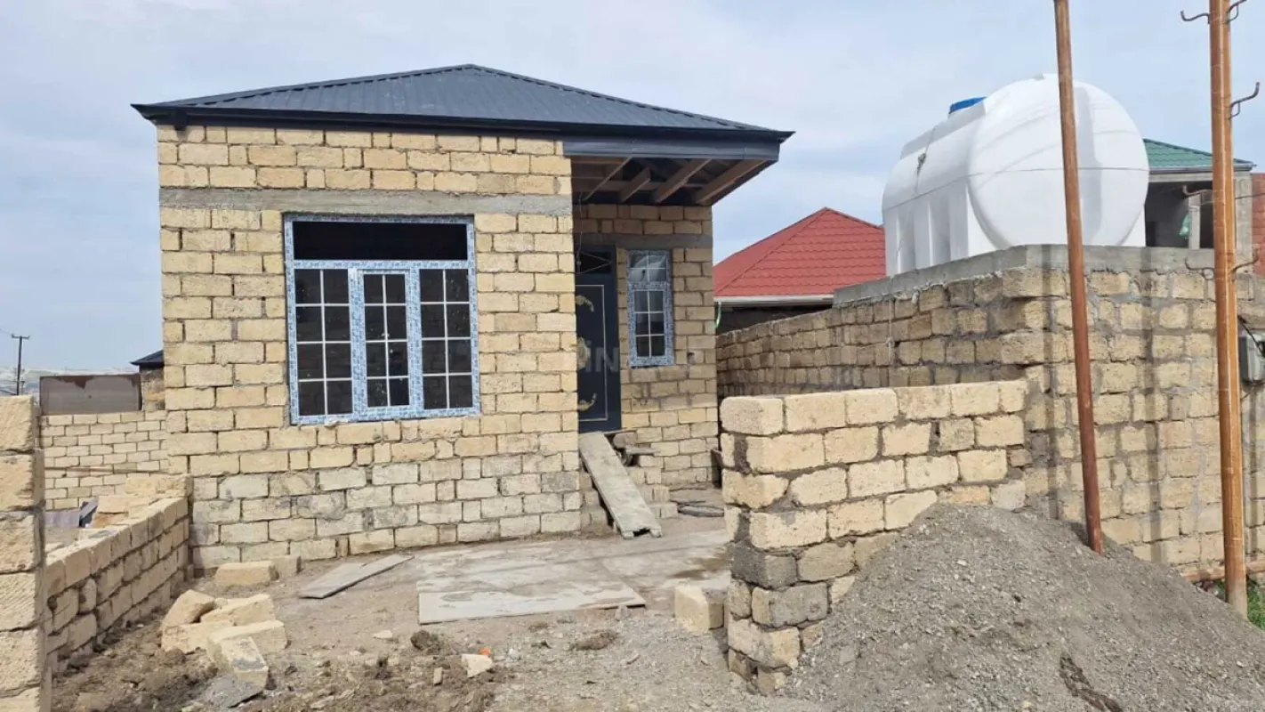 Satılır 3 otaqlı həyət evi 50 m²