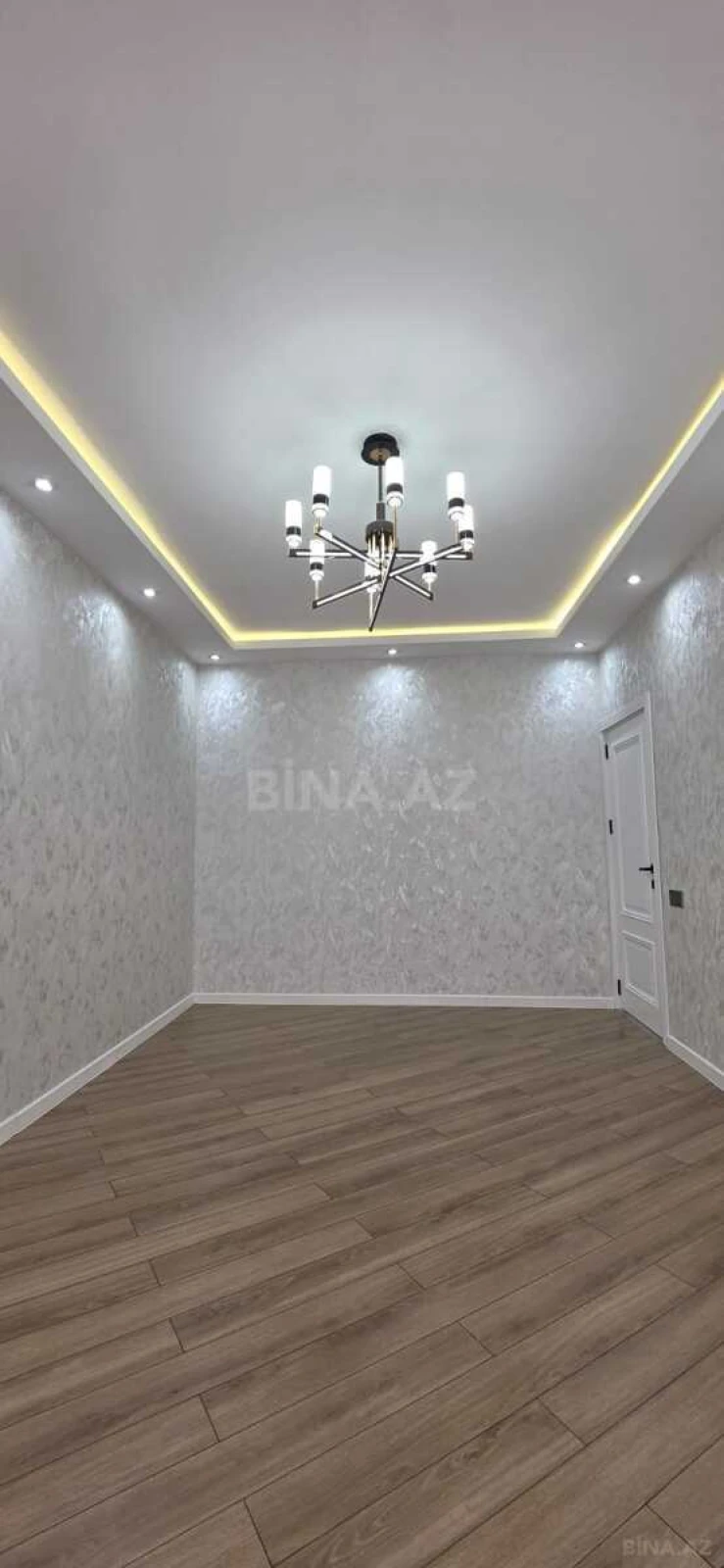 Satılır 4 otaqlı mənzil 100 m²