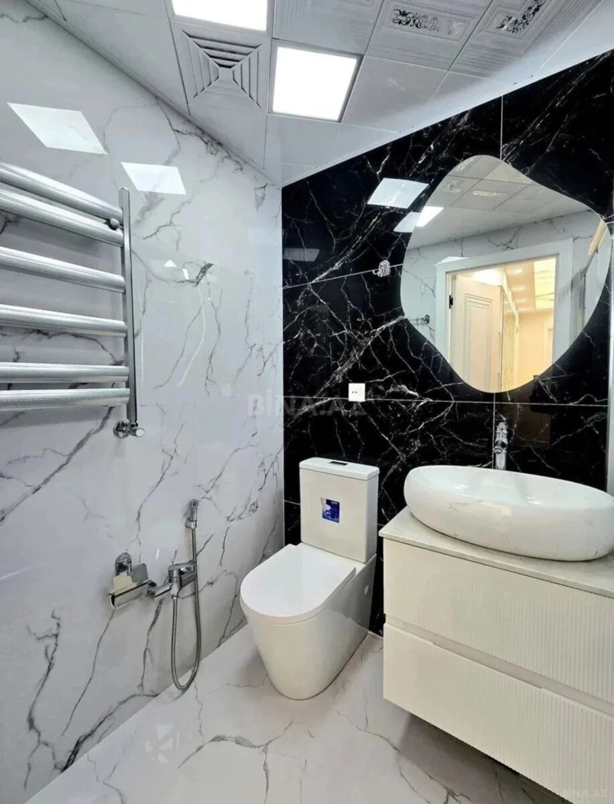 Satılır 3 otaqlı mənzil 95 m²