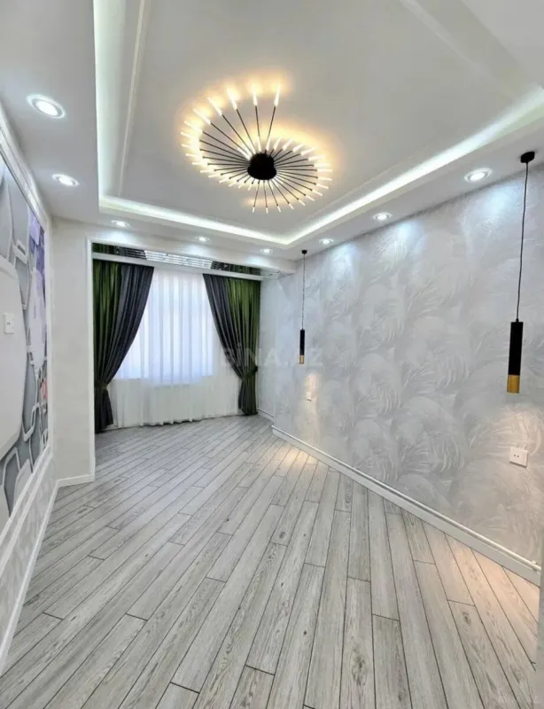 Satılır 3 otaqlı mənzil 95 m²
