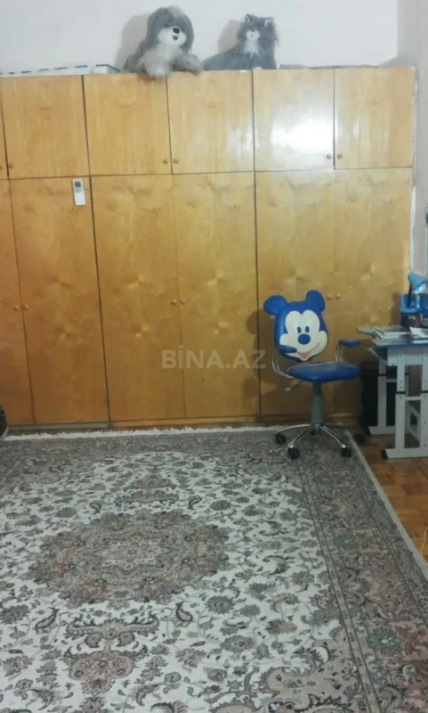 Kirayə verilir 4 otaqlı mənzil 100 m²