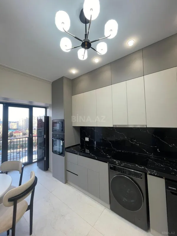 Kirayə verilir 2 otaqlı mənzil 70 m²