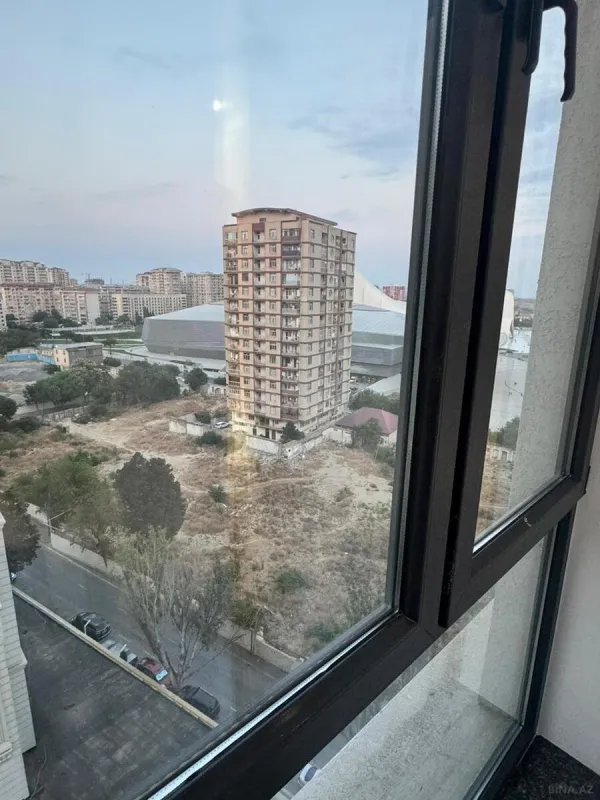 Kirayə verilir 3 otaqlı mənzil 115 m²