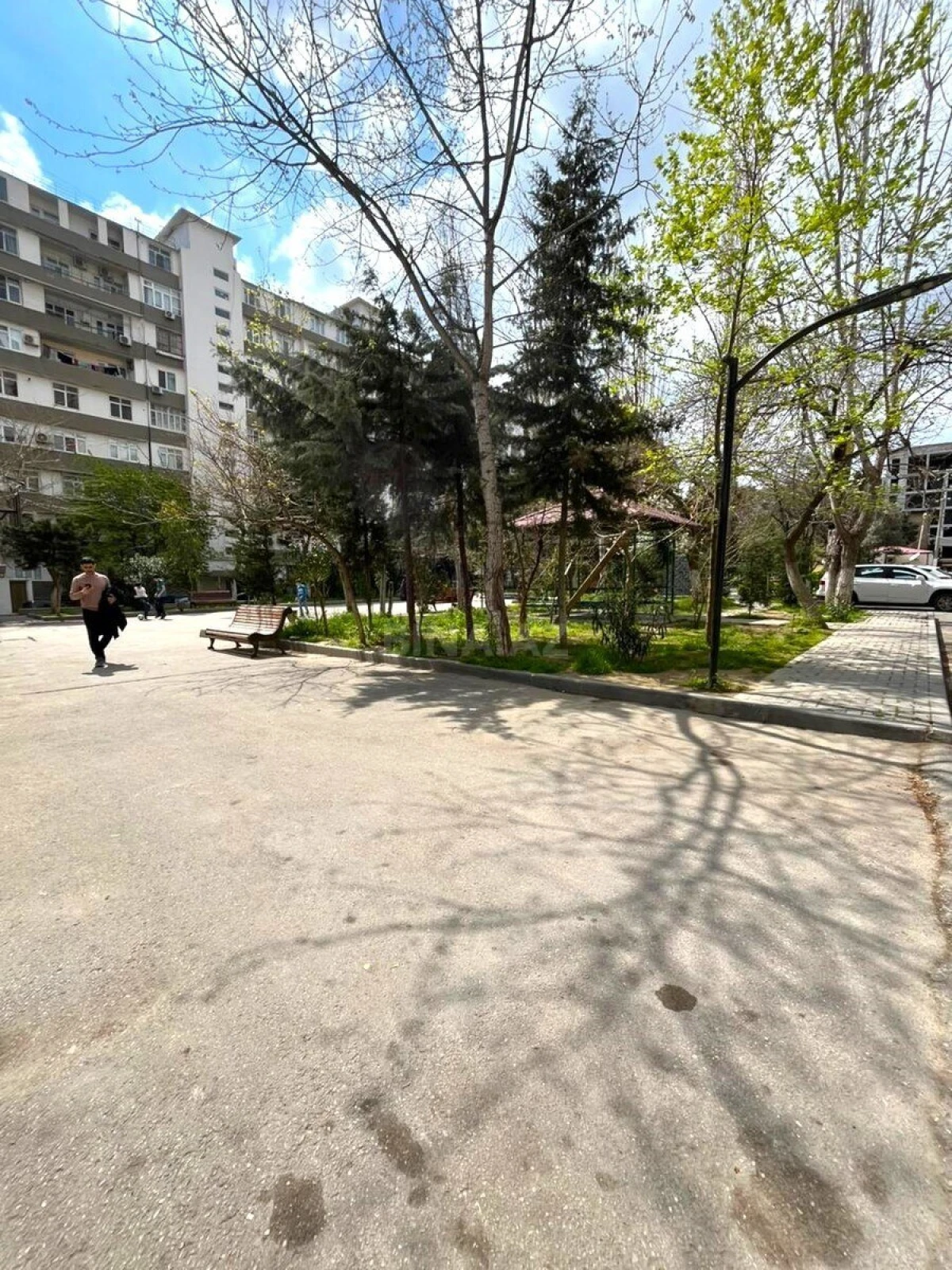 Satılır 2 otaqlı mənzil 48 m²