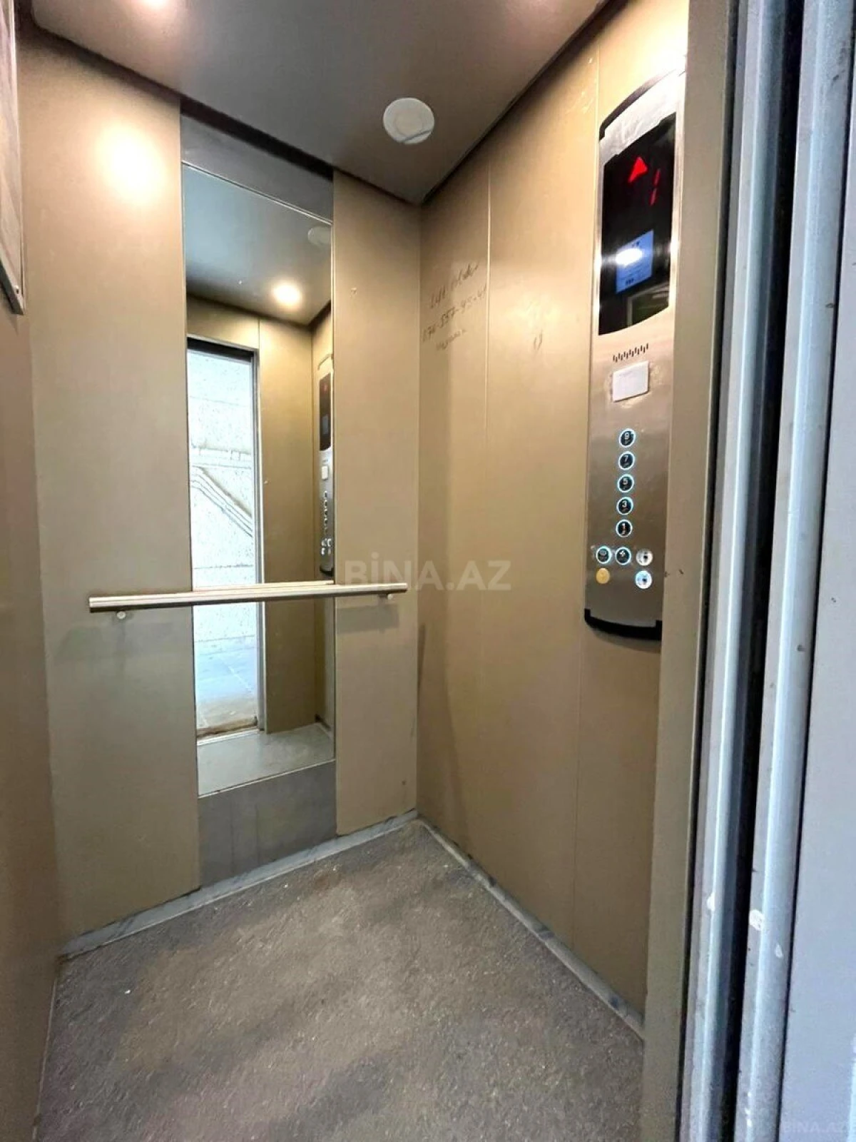 Satılır 2 otaqlı mənzil 48 m²